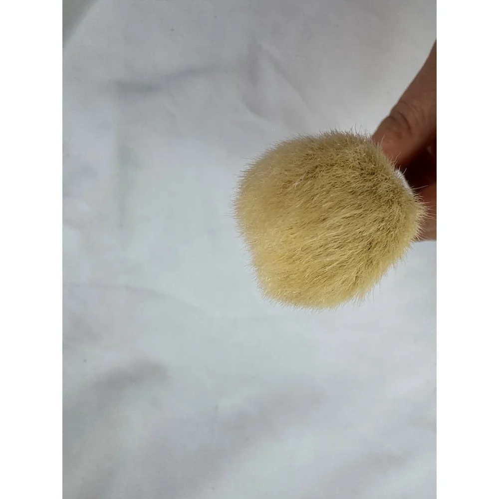 Morphe R1 Deluxe Pointed Powder Brush Rose Gold Collection Black Handle Tapered